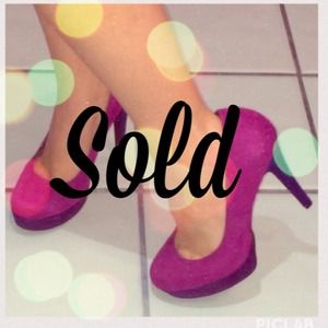 BUNDLED💕Purple pumps, high heels