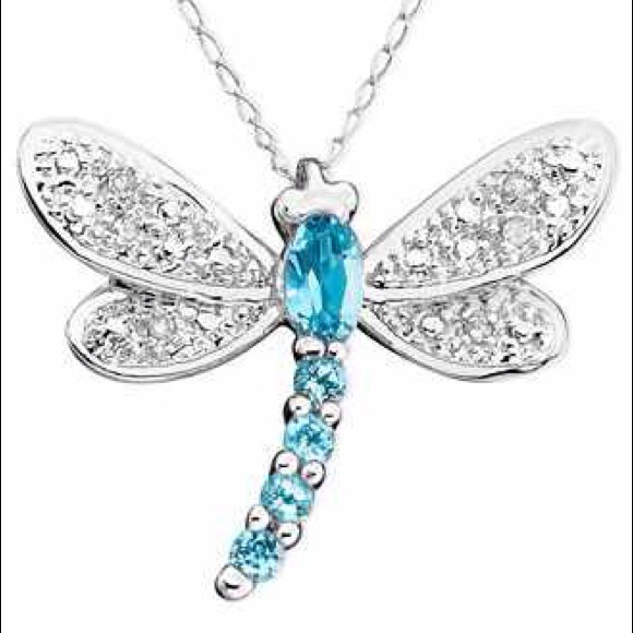 Macy's sterling silver knecklace