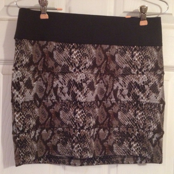 Guess Skakeskin Pencil Skirt