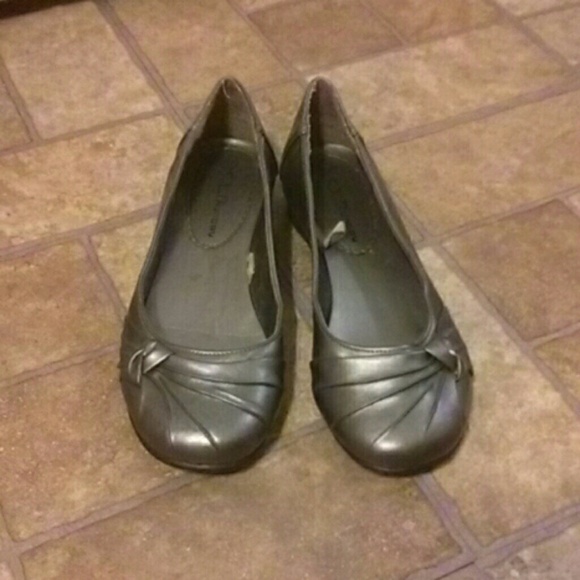 Bundle: flats and heels