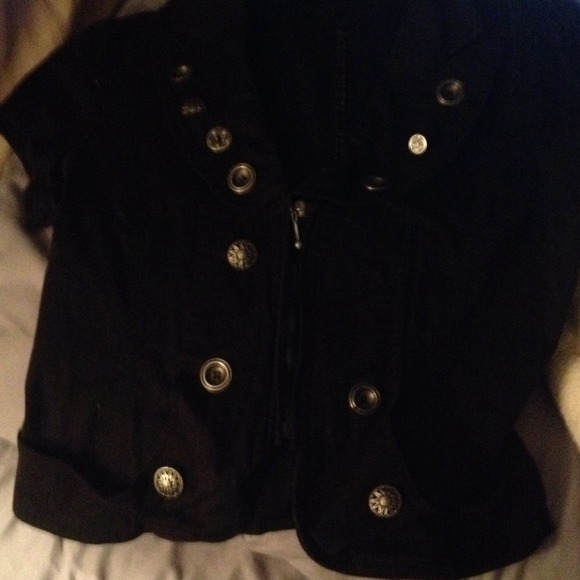 Short jacket - Picture 2 of 3