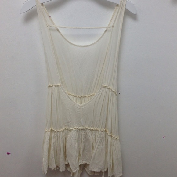 Brandy Melville Ingrid Dress - Picture 2 of 2
