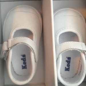 Infant Keds 🔷