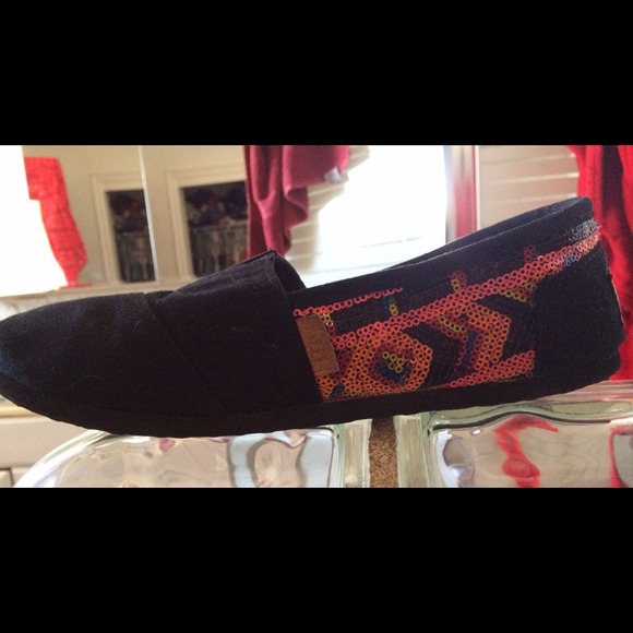 Madden Girl Flats w pink sequins on the sides