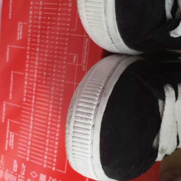 Shoes - Picture 2 of 3