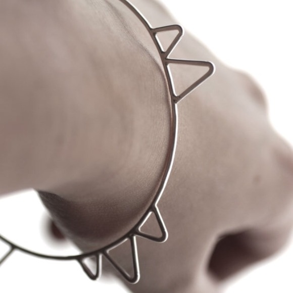 Sterling silver spike bangle bracelet! Brand new! - Picture 2 of 3