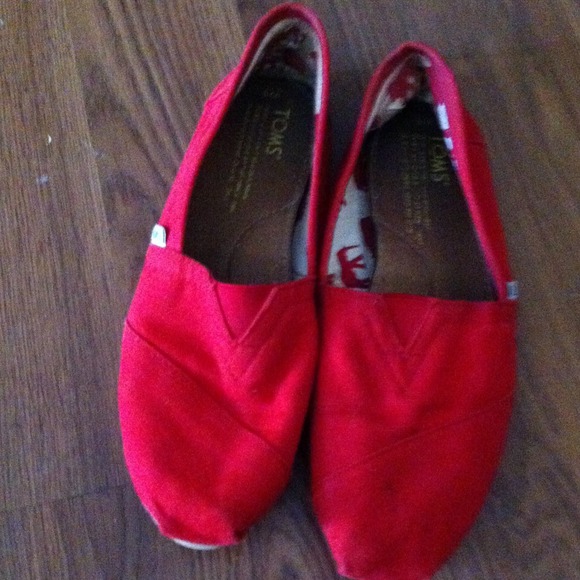 Red toms