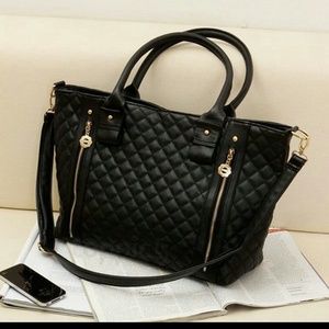 ***SOLD*** PU Quilted Shoulder Tote