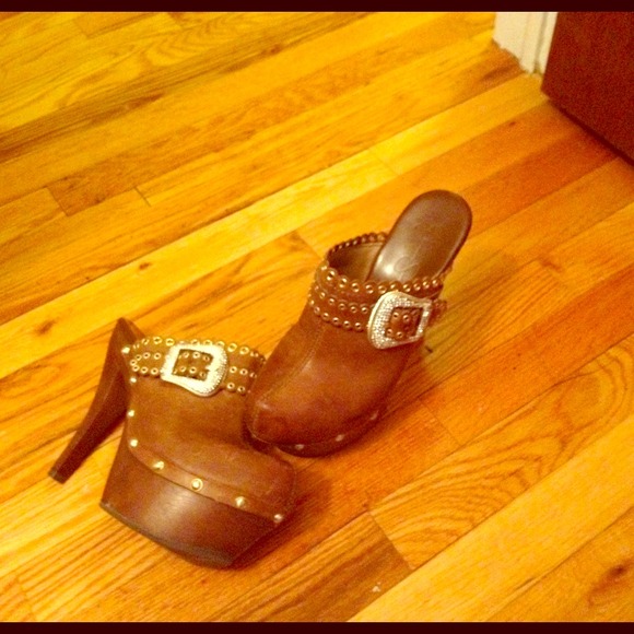 Jessica Simpson Brown Clogs✂️Price Cut from $60