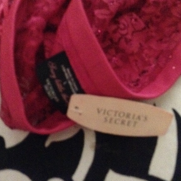 NWT VS low rise hiphuggers - Picture 3 of 4