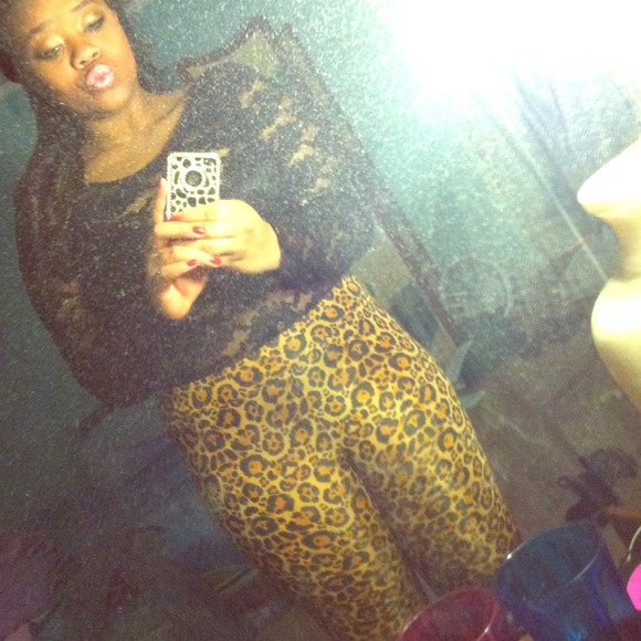 🚫sold🚫 Cute cheetah print H&M leggings!