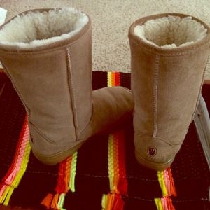 Bearpaw Uggs
