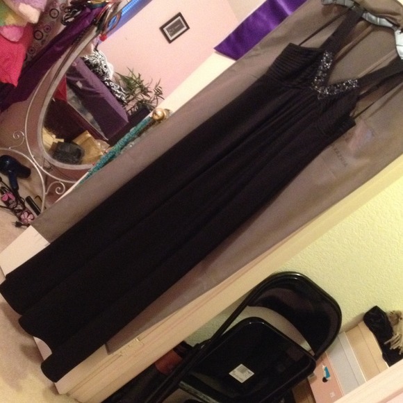 BCBG MAXAZRIA black full length evening gown