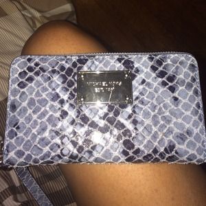 Michael Kors Tech Wristlet