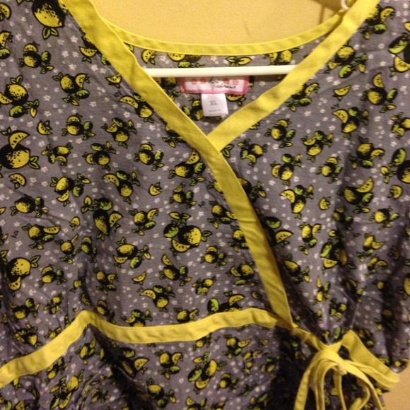 Scrub - Picture 2 of 4