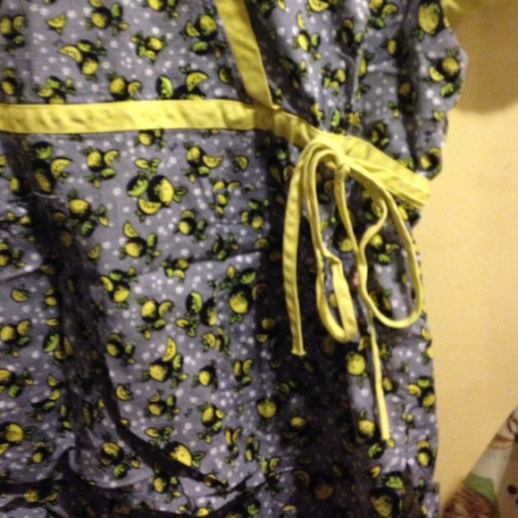 Scrub - Picture 3 of 4