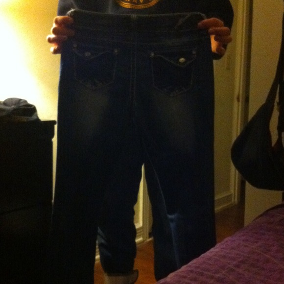 Jeans - Picture 2 of 2