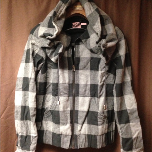 Juicy Couture zip up hoodie