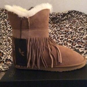 Koolaburra Haley ankle 2