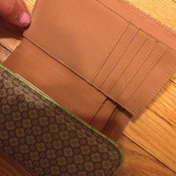 Wallet - Picture 2 of 2