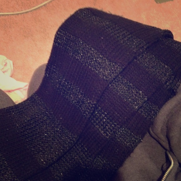 Black sparkle striped scarf