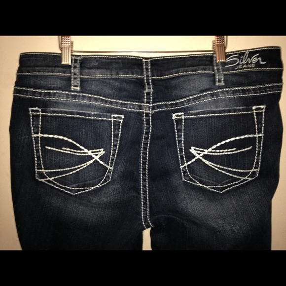 Never worn women's silver aiko dark denim jeans 20
