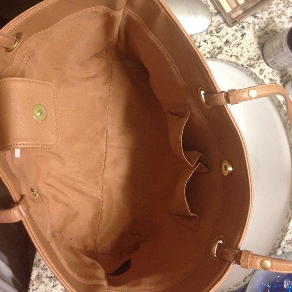 Kenneth Cole purse