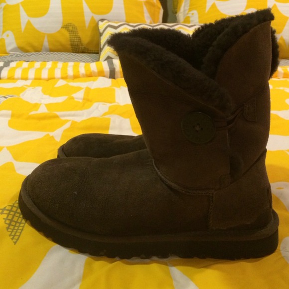 RESERVED Bailey uggs.