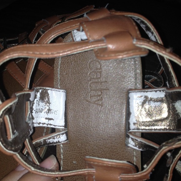 Sandals - Picture 2 of 3