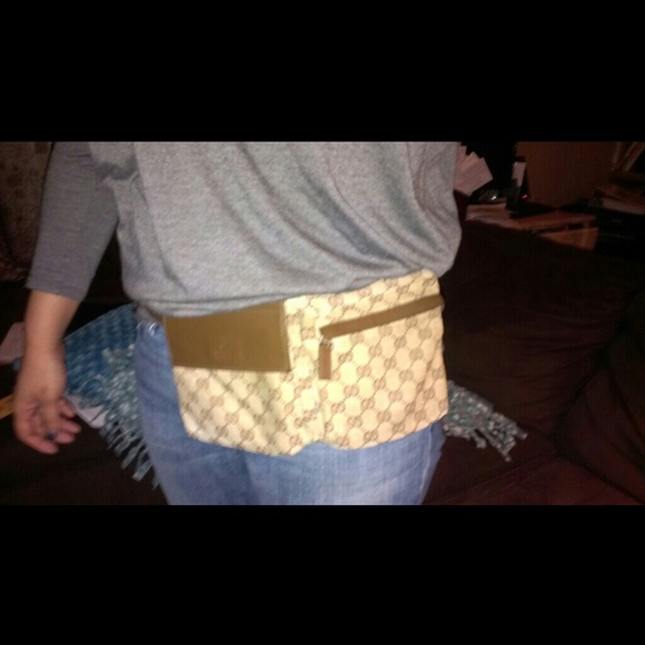 More pictures of Gucci Waist Bag