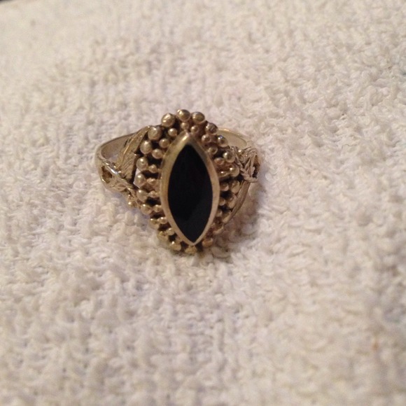 ❌❌SOLD❌❌ Sterling Silver and Black Onyx Ring