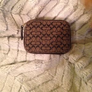 💯authentic Coach pill holder