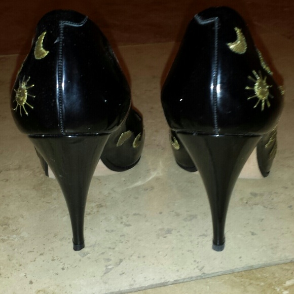 Andrea Pfizer Couture Sun Moon pumps - Picture 3 of 4