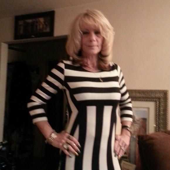 ABOUT YOUR SELLER, MY name is Deborah - Picture 2 of 2