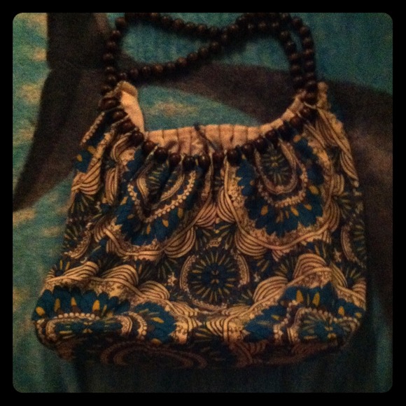 Large purse (beach bag) great for the beach!!!