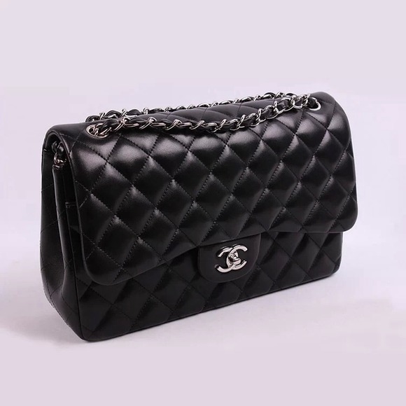 Handbags - Chanel handbag