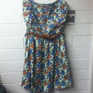 Bundle for @holychic