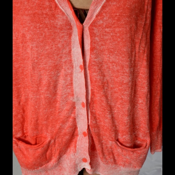 Gap acid wash super soft sweater - Picture 4 of 4