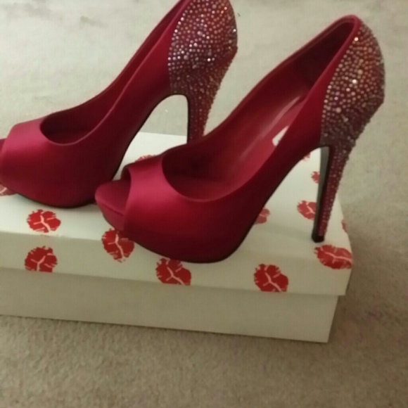 Steve Madden satin crystal peep toe heels