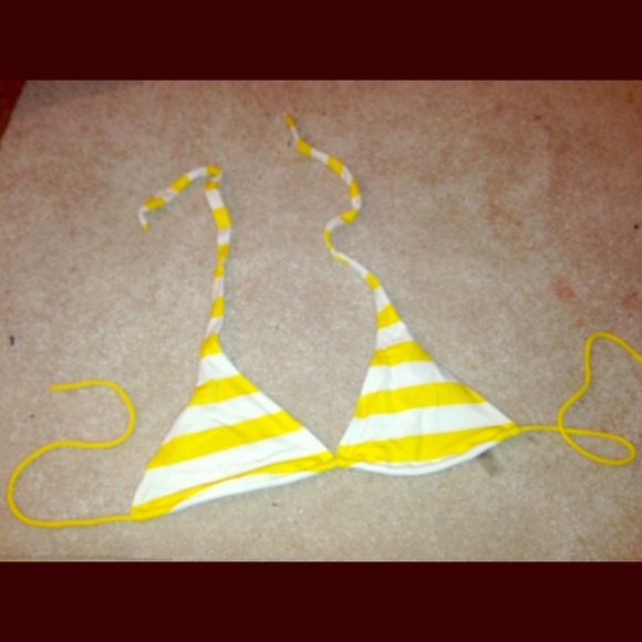 Bikini top - Picture 1 of 2
