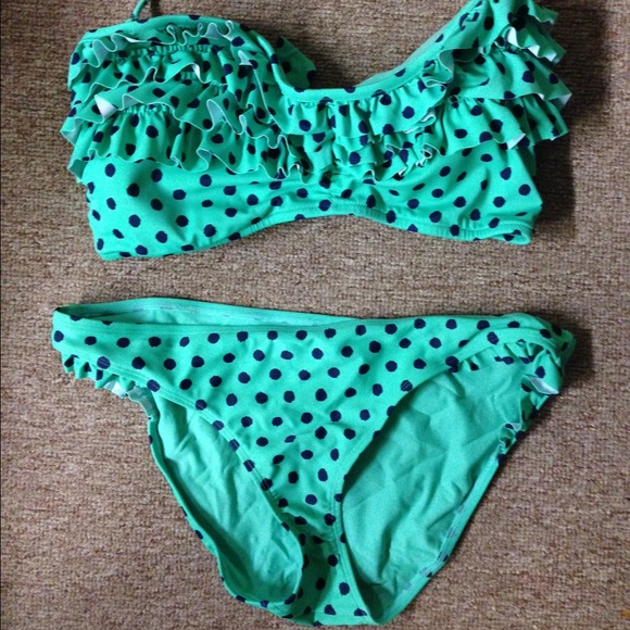 2 piece swimsuit. American Eagle
