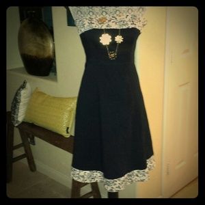 WHITE HOUSE BLACK MARKET DRESS