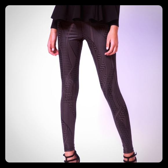 Wetlook Tribal Print Leggings