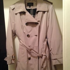 ☔️London Fog Waterproof Trench coat☔️ NWOT