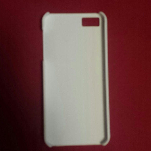 Plain white case - Picture 2 of 2