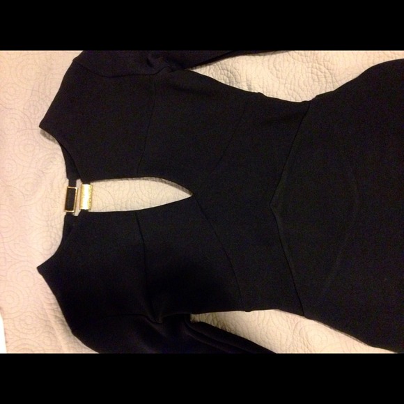 🚫🚫SOLLDD🚫🚫Kardashian Kollection - Picture 3 of 4