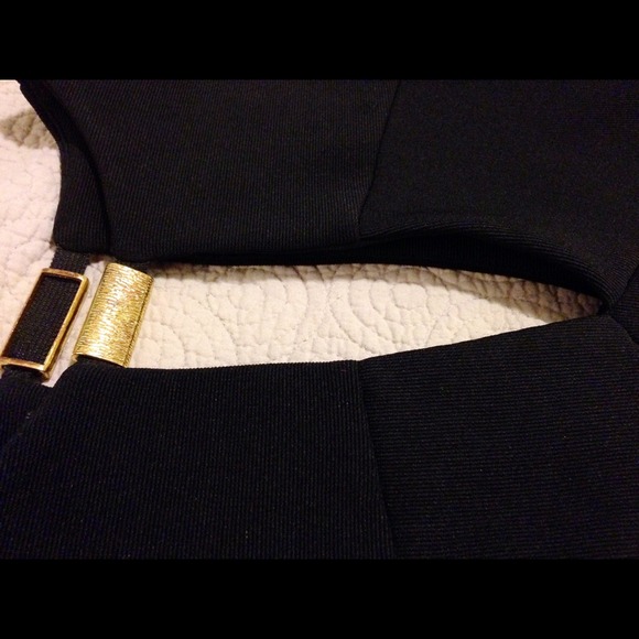 🚫🚫SOLLDD🚫🚫Kardashian Kollection - Picture 4 of 4