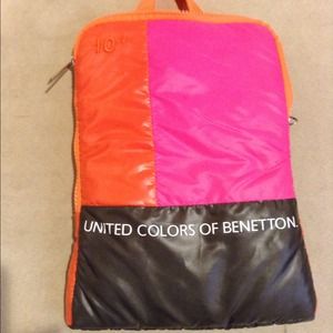 ✨REDUCED ✨Ipad case 10" United Colors of Benetton