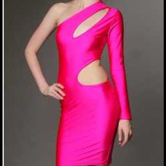 Pink fitted dress