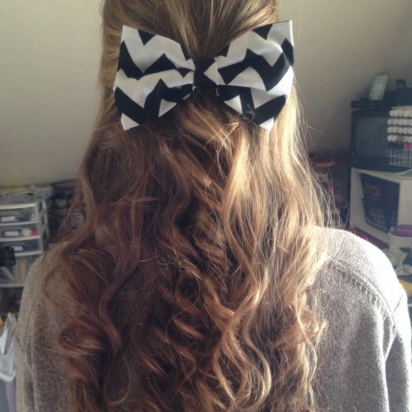 Hair bows handmade
